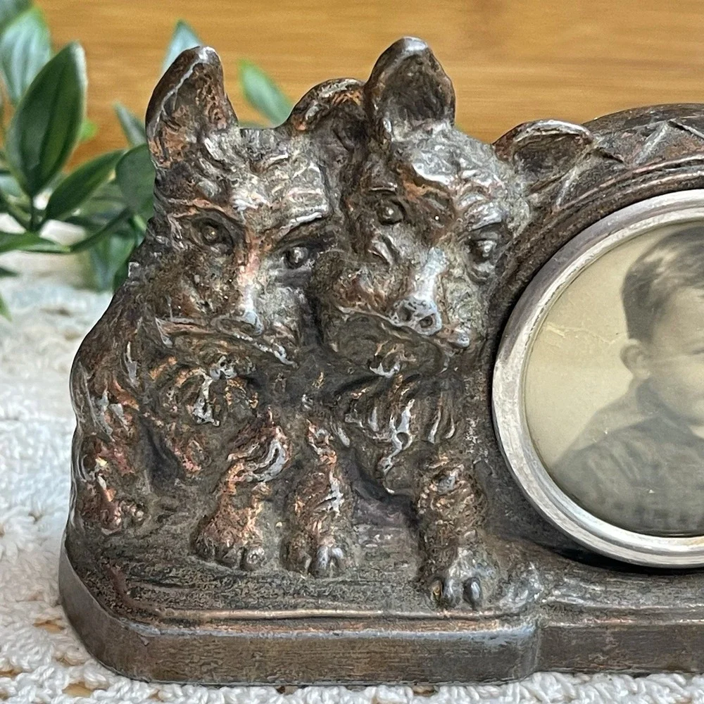 Vtg Art Deco Scottie Dog Picture Frame Cast Metal Antique Scottish Terrier Desk